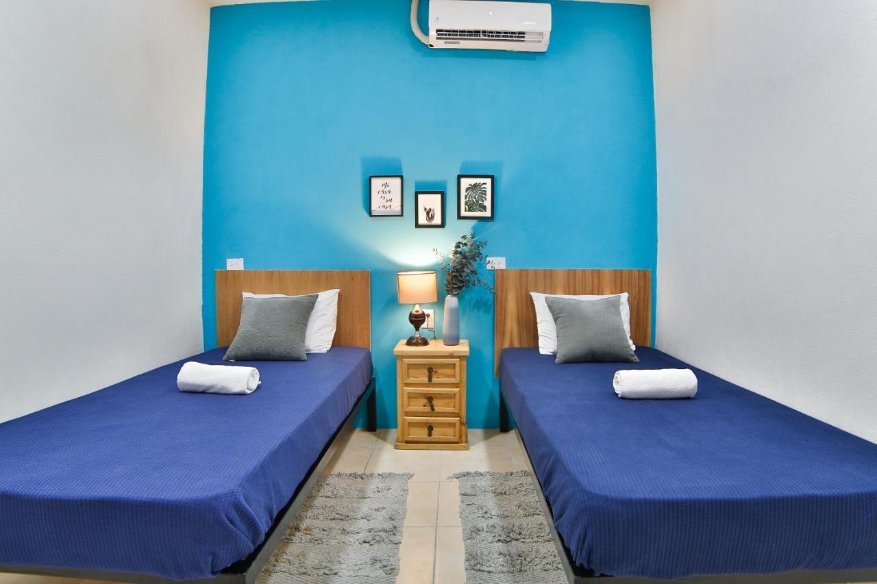 Hostal Ten To Ten بويرتو فالارتا المظهر الخارجي الصورة