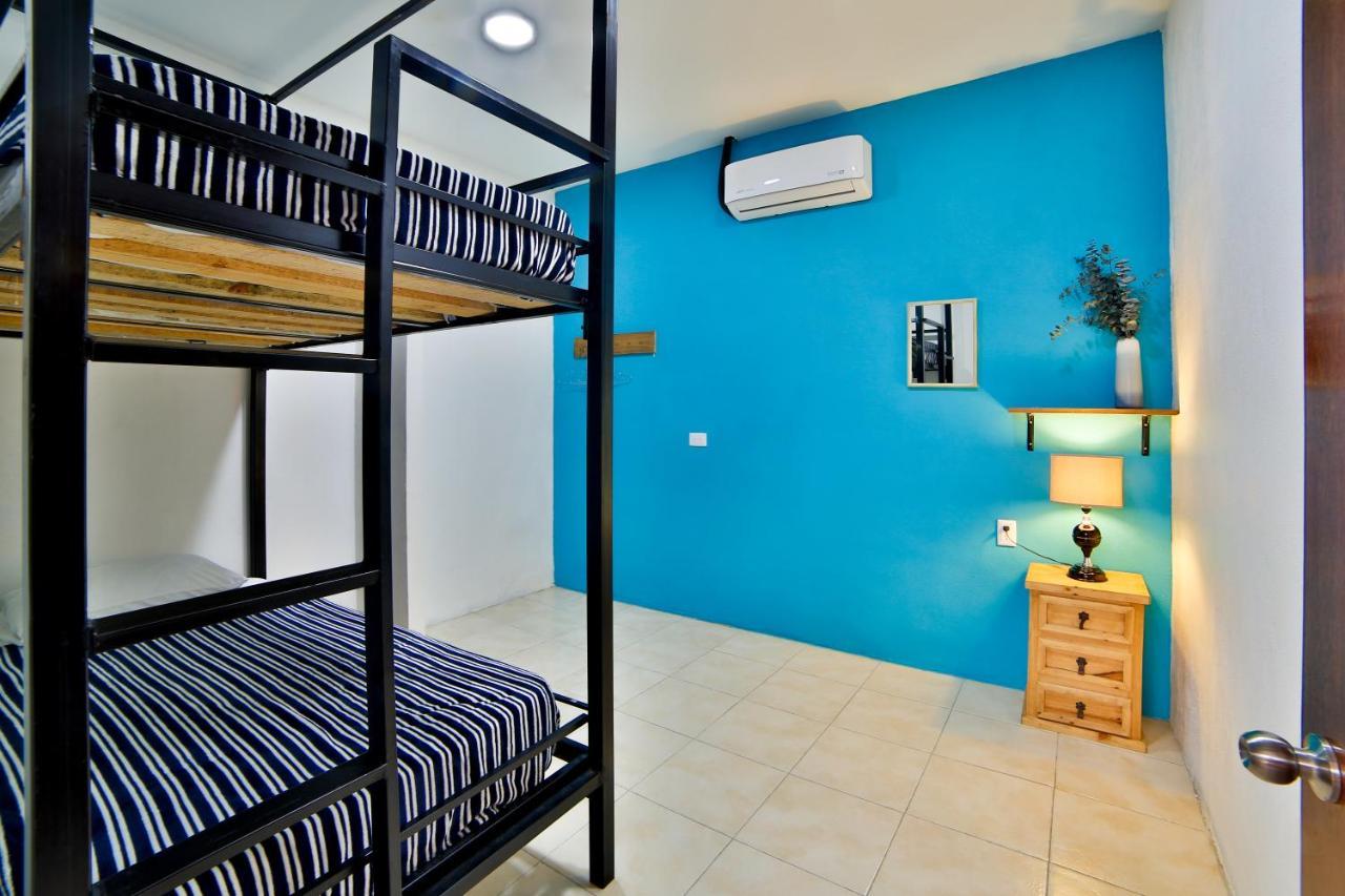 Hostal Ten To Ten بويرتو فالارتا المظهر الخارجي الصورة