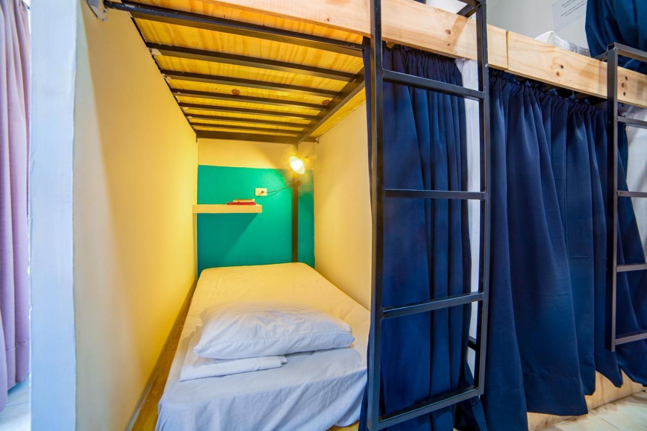 Hostal Ten To Ten بويرتو فالارتا المظهر الخارجي الصورة