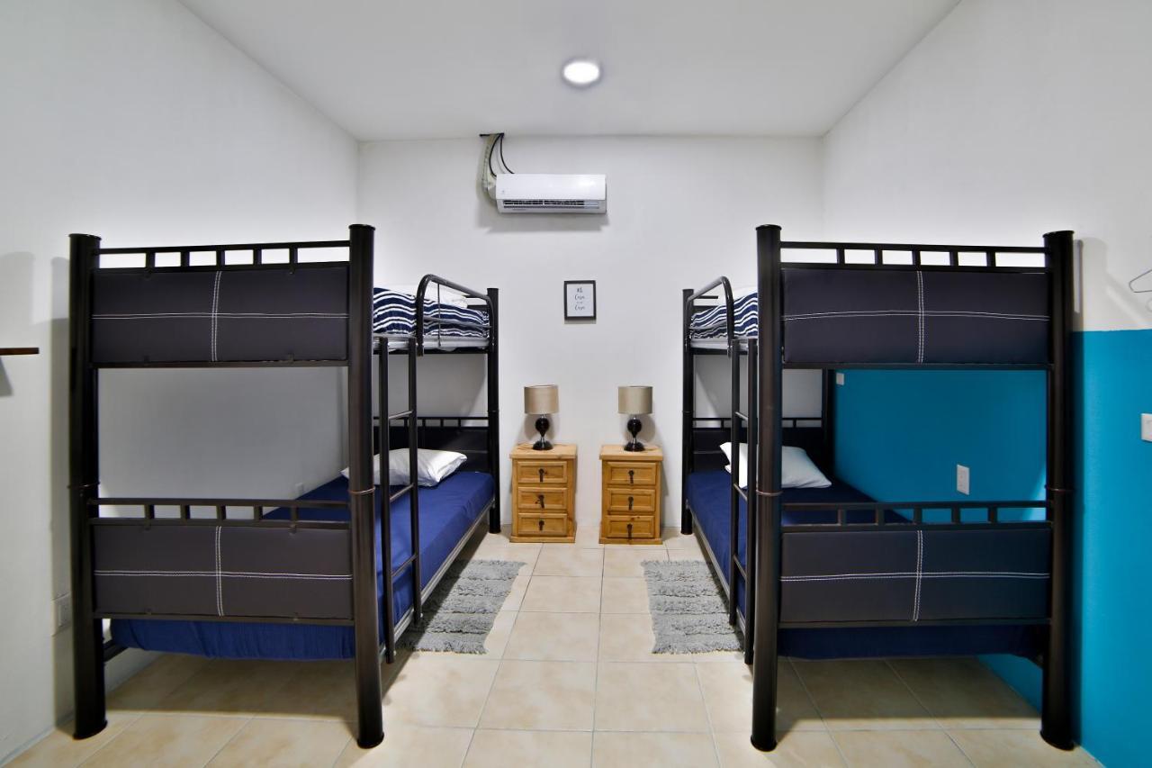 Hostal Ten To Ten بويرتو فالارتا المظهر الخارجي الصورة